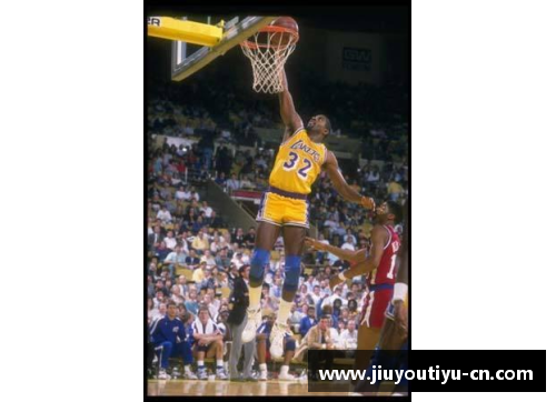 NBA季后赛历史大比分回顾：揭示最惊心动魄的比赛瞬间